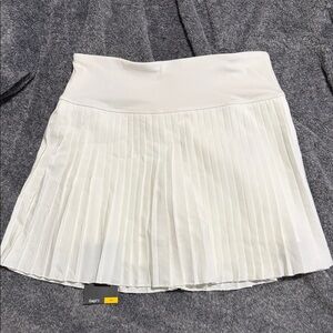 Gap Fit White Pleated Skirt